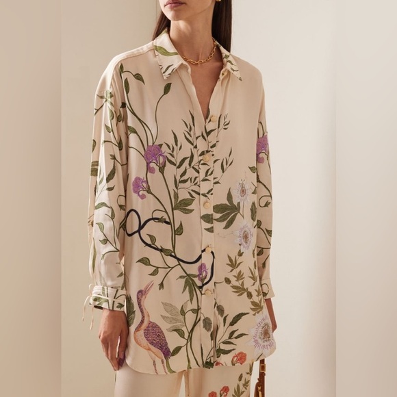 Aqua Benditta Tops - Aqua By Aqua Bendetta Cecilia Paraiso Cream Satin Button Down Shirt Top Bird S/L